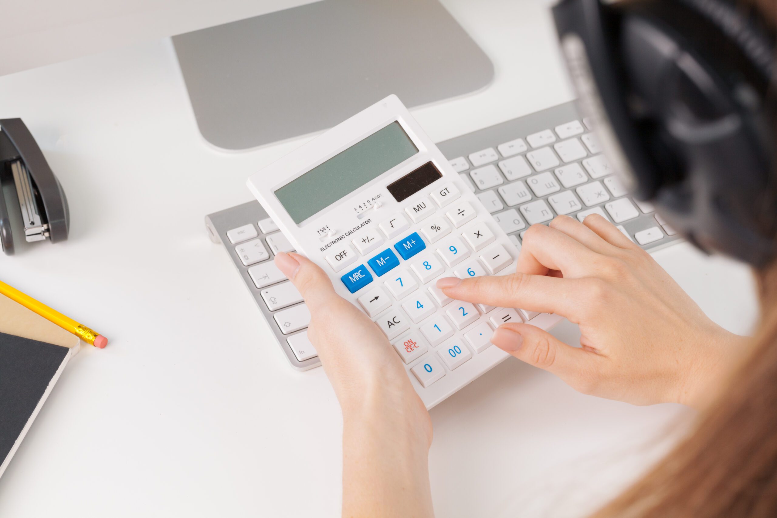 UK VAT Accounting: Should Your Business Choose Accrual or Cash Basis?